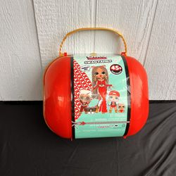 L.O.L. Surprise! Exclusive O.M.G. Swag Family set