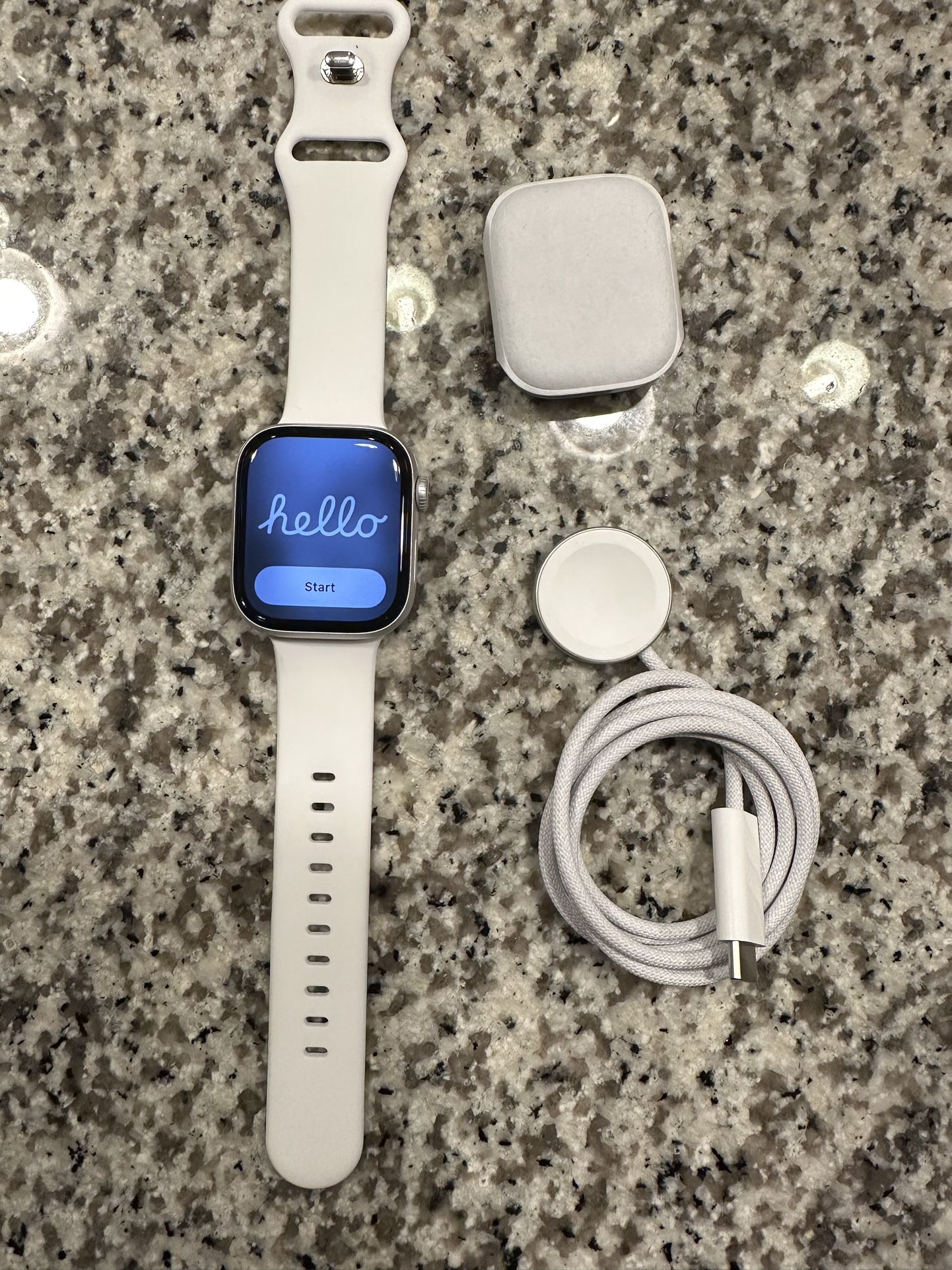 New Apple Watch Series 10 GPS 42mm Silver With White Band, Charger And Warranty (band Not Apple)