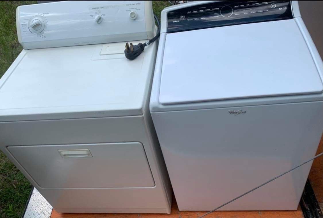 Whirlpool Cabria fancy washer, with a free Kenmore electric dryer included. Will trade or sell $295