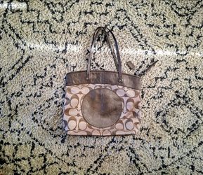 Collector COACH "Laura" Signature Tote/Bag