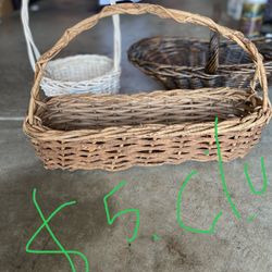 Canastos,$5,cada Uno
