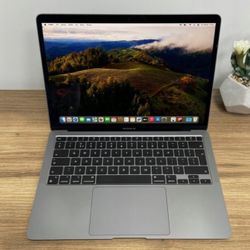 Like New MacBook Air 13.3” Retina Display M1