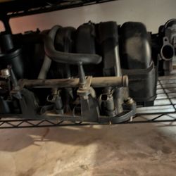 05-10 Hemi 5.7 Intake Manifold 