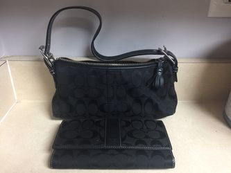Black Signature Coach Purse Bag with matching wallet
