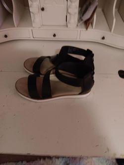 Sandles Only Used Once Size 7.5only Worn Once