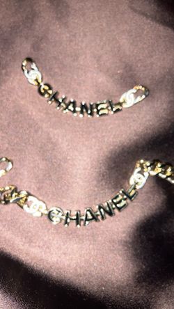 Designer Necklace Broken Parts Can Be Put On A Chain 