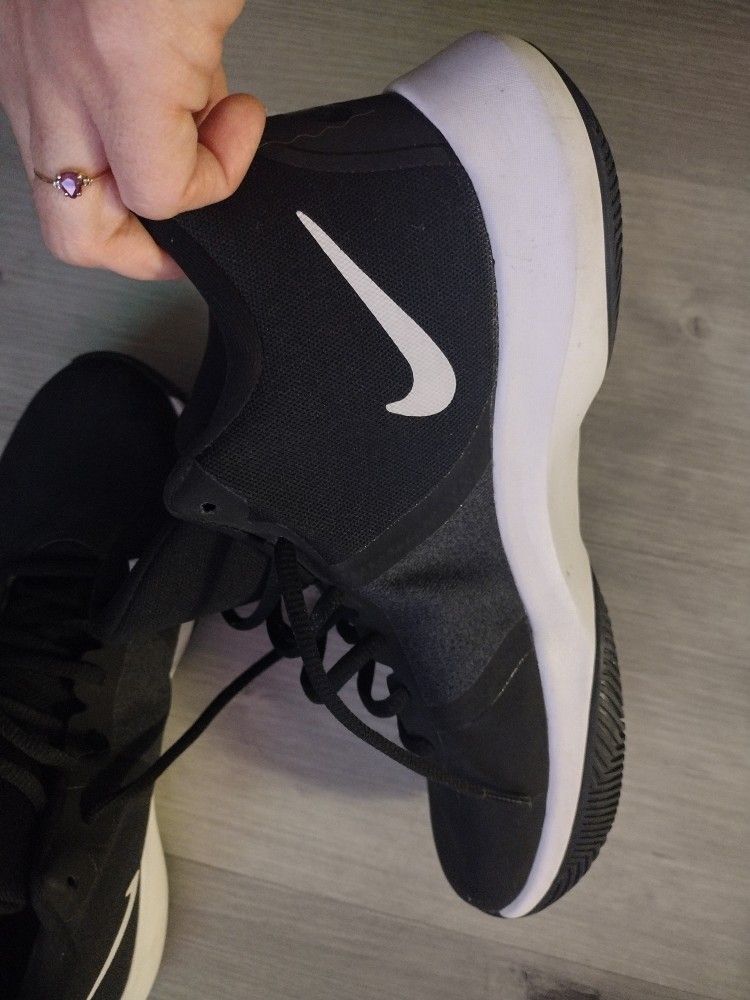 Nike 9
