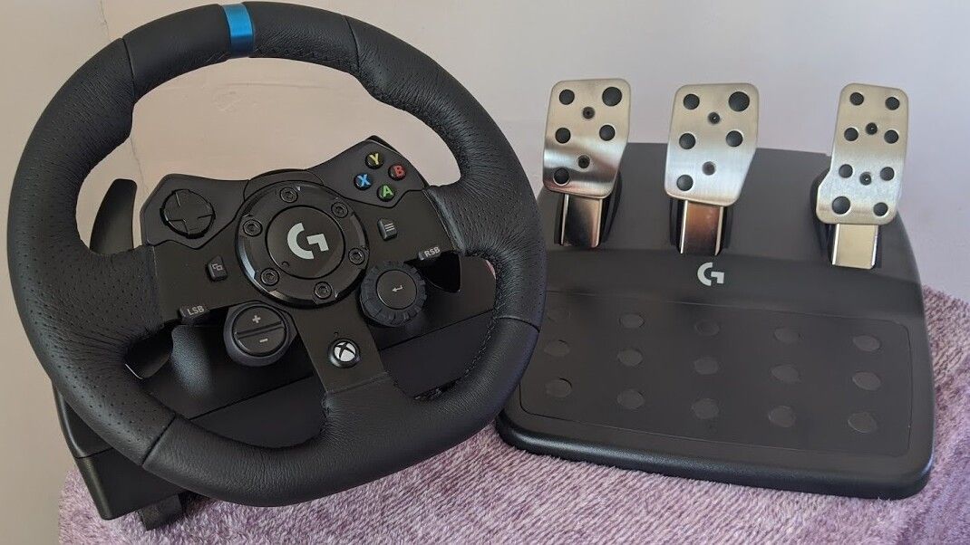 Logitech G923