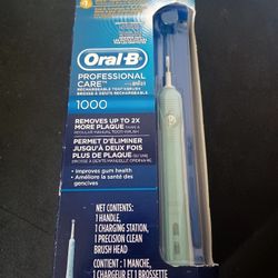 ORAL B ELECRIC TOOTHBRUSH