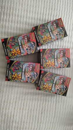 Pokémon Mega Evolution Chaos Rising Booster Bundle - Set of 5