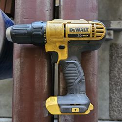 DeWalt Drill & 1 Battery And Charger 