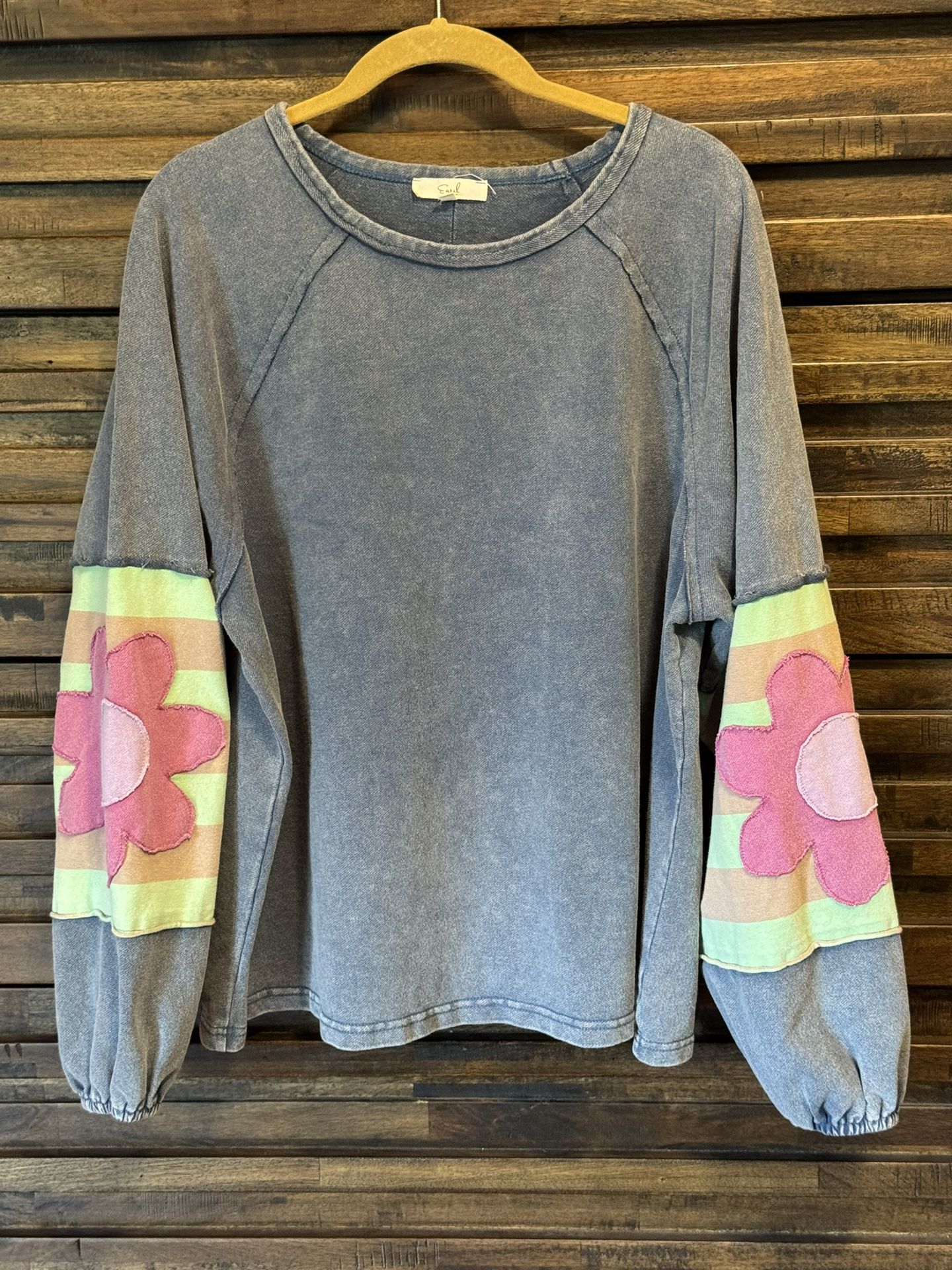 Easel Flower Patch Pullover Boho CottageCore Sweatshirt SML Friends Forever