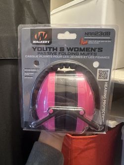 Walker Youth and Woman’s Pink Shooting Ear Muffs / Hearing Protection