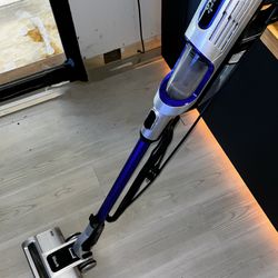 Shark UltraLight Pet Corded Stick Vacuum w/ Brushroll HZ255