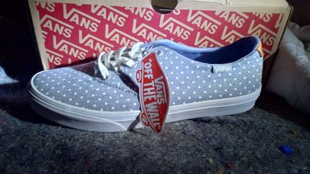Women's VANS Size 9.5 Brand New In Box
