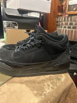 Black cat Jordan 3s