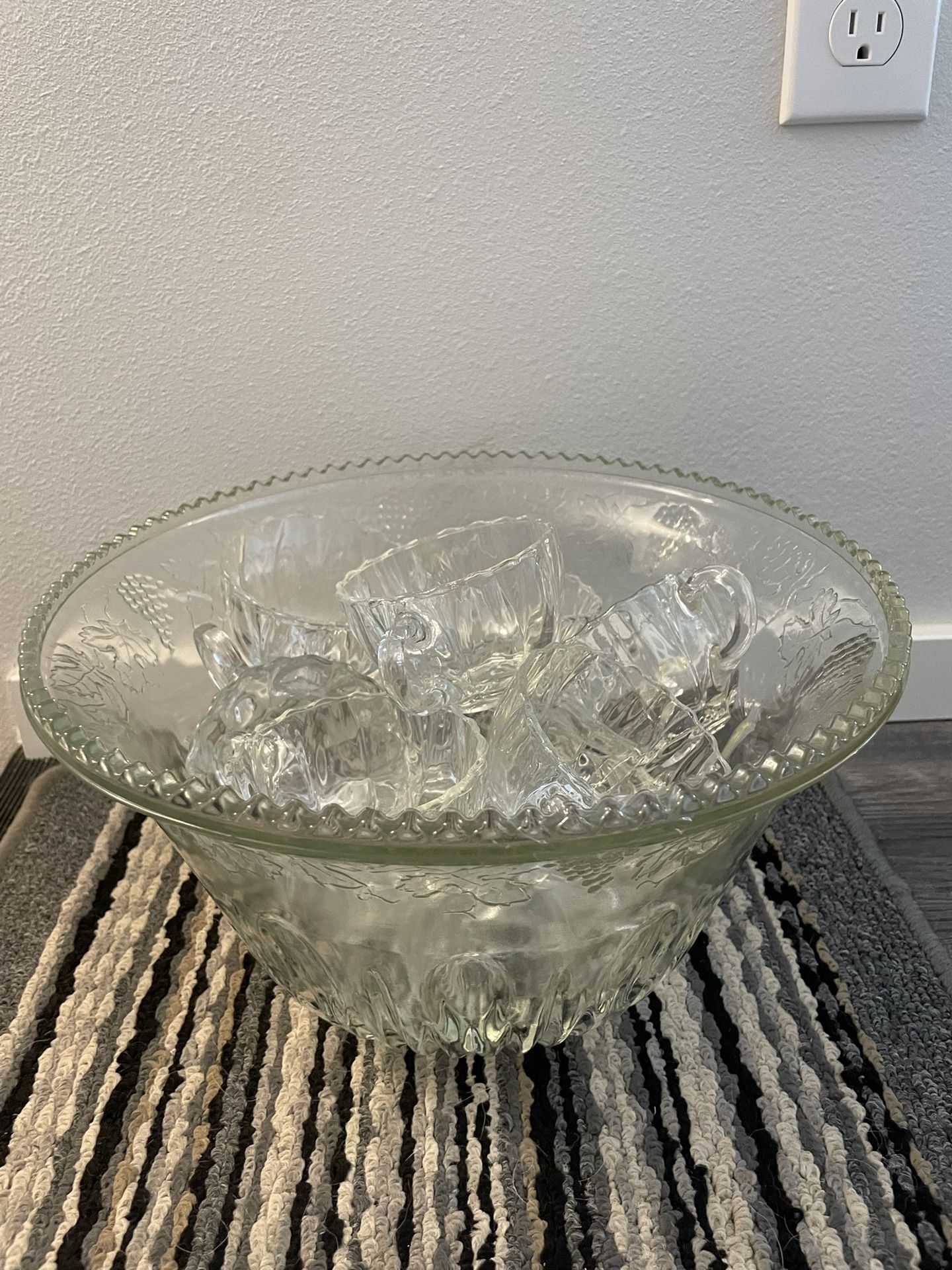 Fancy glass cups for Sale in Bellingham, WA - OfferUp