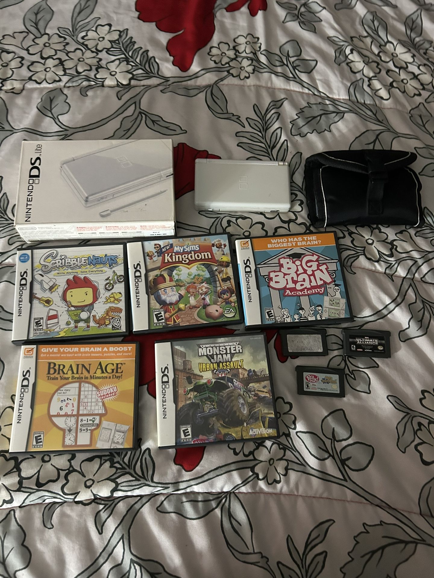 Working White Ds Lite With Box