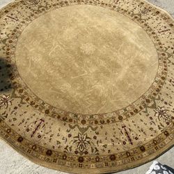 Bent Tree Round Rug