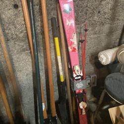 Girls Skis With Poles, Bindings And Carrier