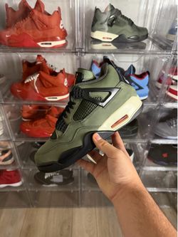 NEW Sz 9.5 Undefeated 4s (2025)