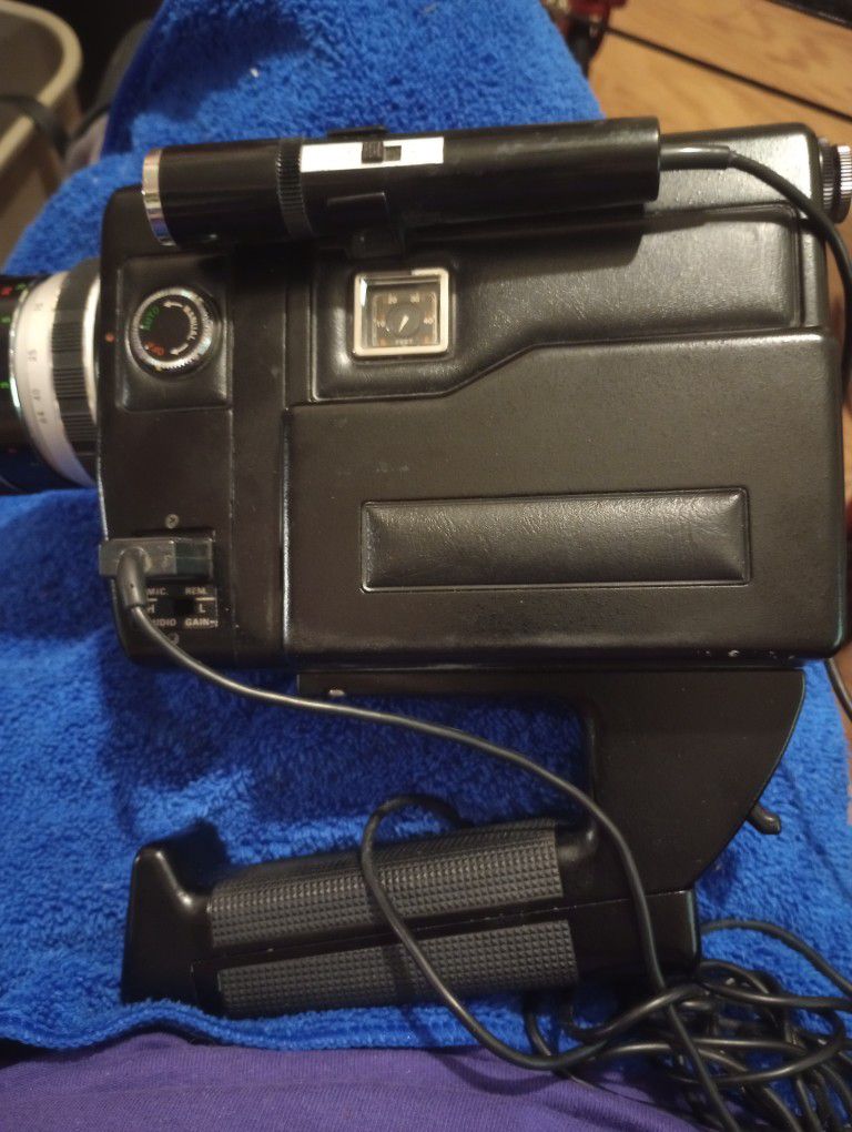 Vintage Super 8 Sound Movie Camera