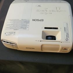 Video Projector Excellent Condition