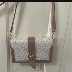 Micheal Kors Purse