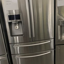 $700 Refrigerator 