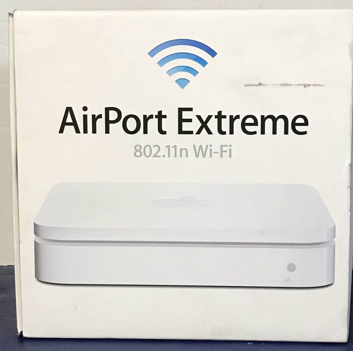 Apple AirPort Extreme 802.11n (5th Gen) Wireless Router Wi-Fi - A1408