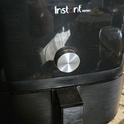 Instant Vortex Air Fryer 