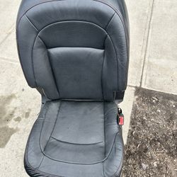 Leather Front Car Seat   NEED GONE ASAP