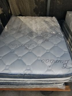 Full Pillow Top Mattress Brand New Delivery Available For Extra Few Message Me With Any Questions