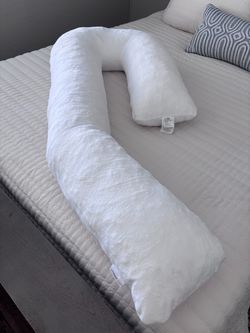Therapeutic body pillow-new