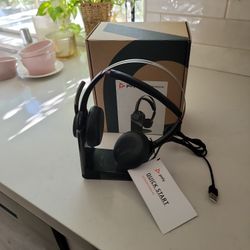 Poly Voyager Focus UC Headset