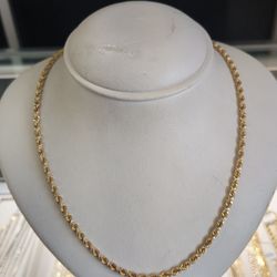10k Solid Gold Rope 22.7 Grams 18 Long Layaway Available 10% Down If You Interested Please Ask Maribel Thank U 