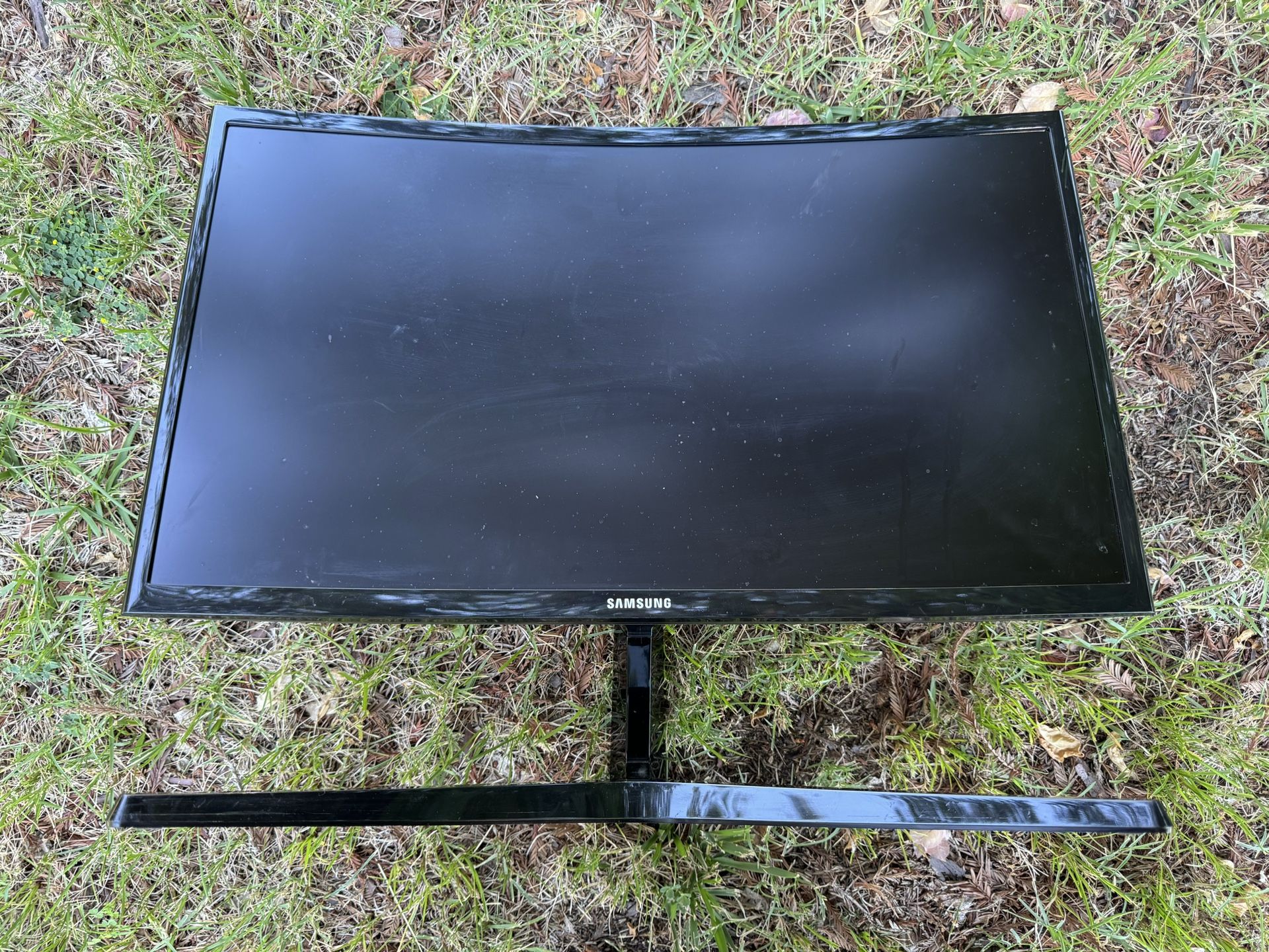 Samsung Gaming Monitor 24inch 144hz 1080p