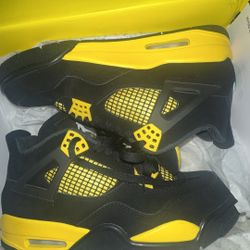 Jordan 4s