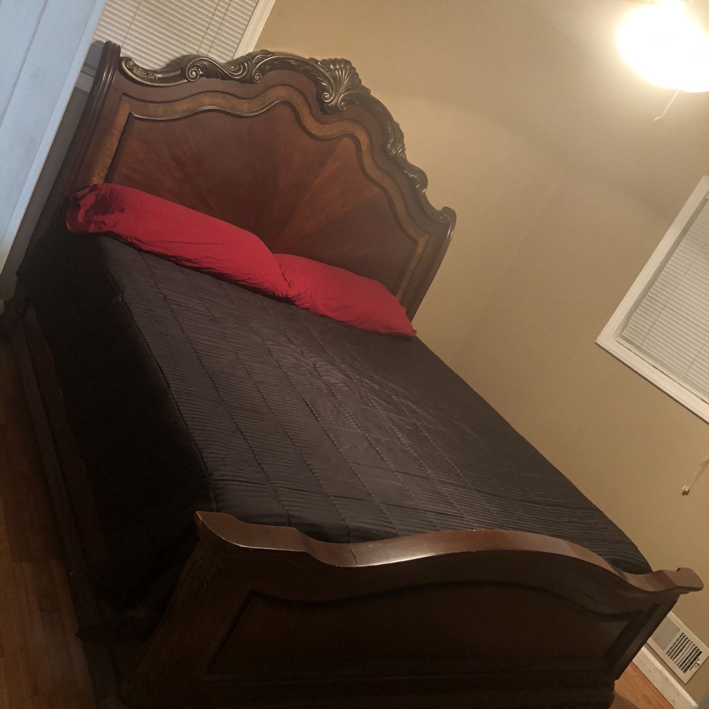 King Bedroom Set