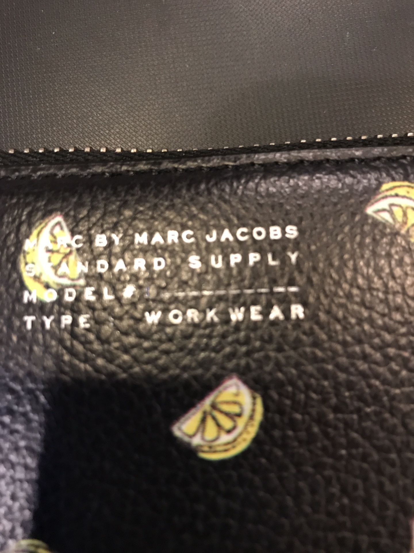 Marc Jacobs Wristlet Wallet Lots Of Pockets For I’d Credit Catds