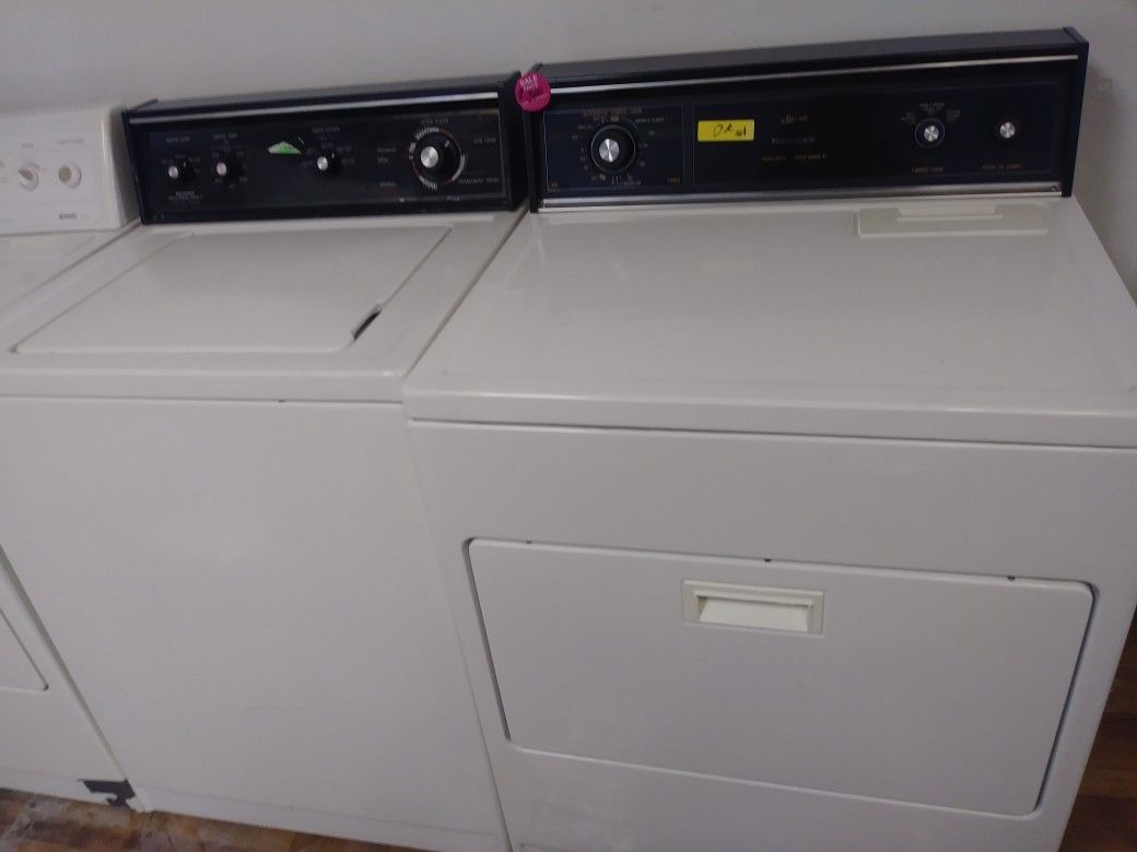 Kenmore top load washer and electric dryer set