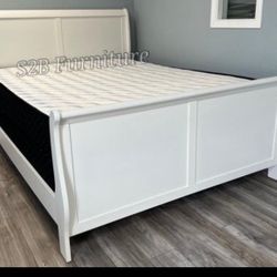 Queen Size White Plain W Orthopedic Matres!!!