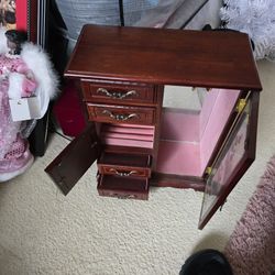 Vintage Jewelry Box 