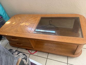 Rolling coffee table and matching end table set