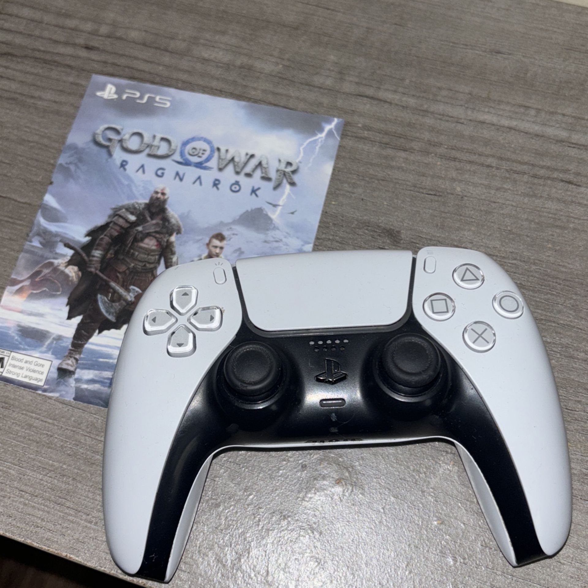 PS5 God of War RAGNAROK With Ps5 Controller 