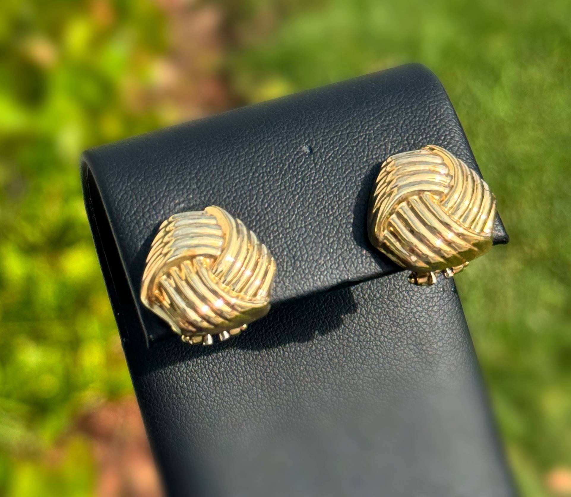 Jewelry 14k hollow yellow gold round puffed Celtic knot πͺ’ stud clip earrings 4.80g