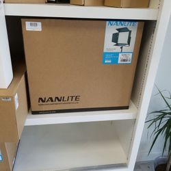 Nanlite Mixpanel Led RGBWW Light Panel >>> Read Description For Details 