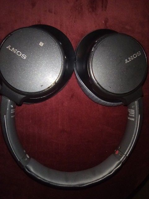 Sony Wireless Noise Cancelling Headphones 