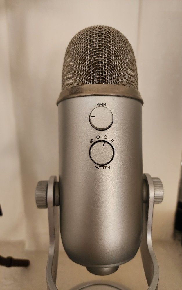 Yeti Blue Professional Gaming And Podcast Microphone