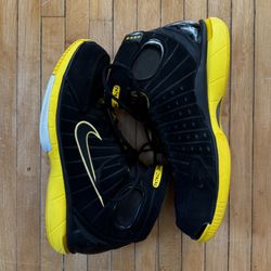 VTG Y2K Nike Zoom Huarache 2K4 Kobe Bryant Black Maize Yellow 511425-007 Sz. 11